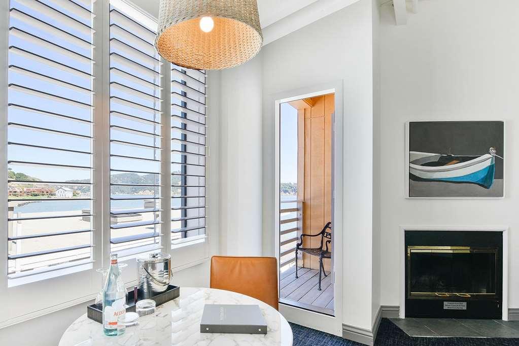Waters Edge Hotel Tiburon Kamer foto