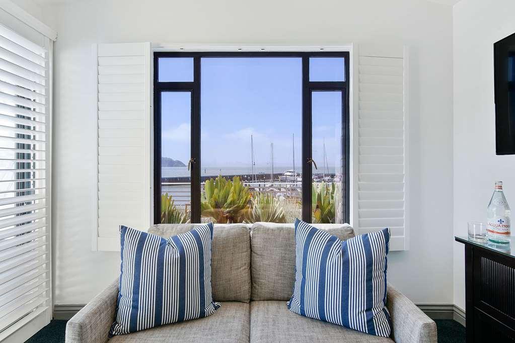 Waters Edge Hotel Tiburon Kamer foto