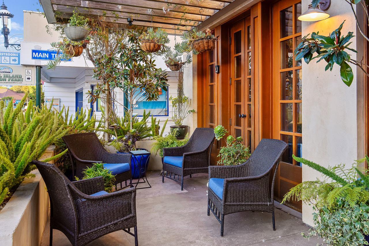 Waters Edge Hotel Tiburon Buitenkant foto