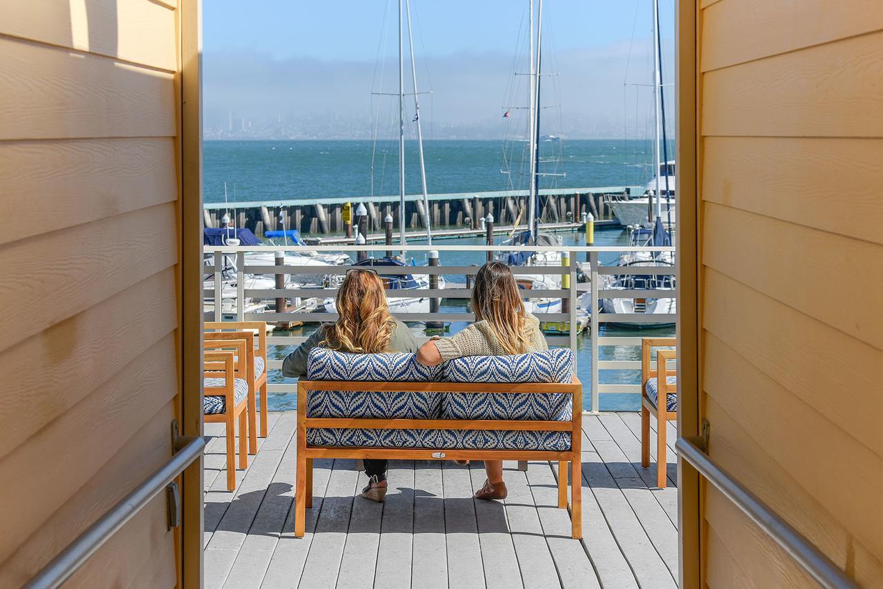 Waters Edge Hotel Tiburon Buitenkant foto