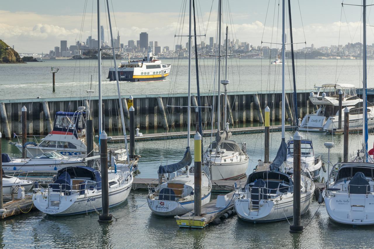 Waters Edge Hotel Tiburon Buitenkant foto