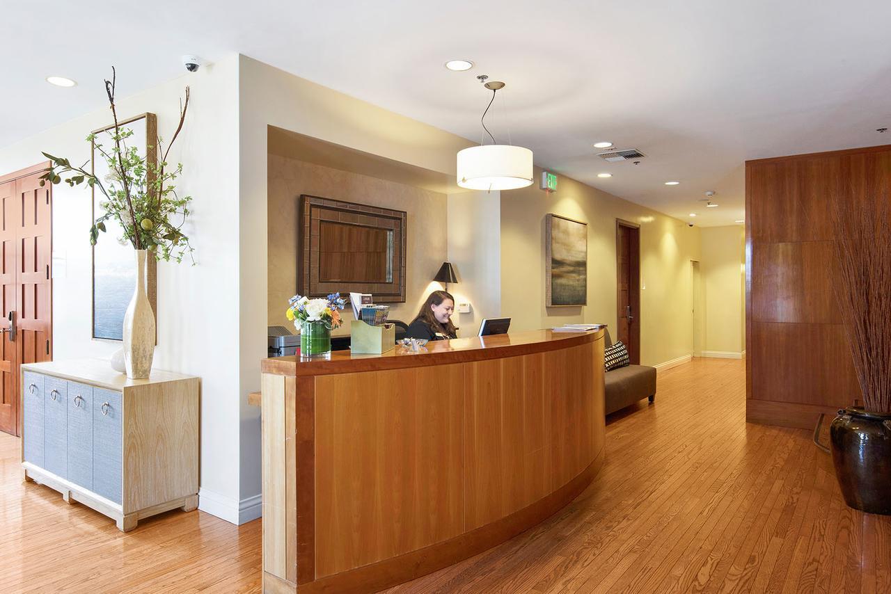 Waters Edge Hotel Tiburon Buitenkant foto