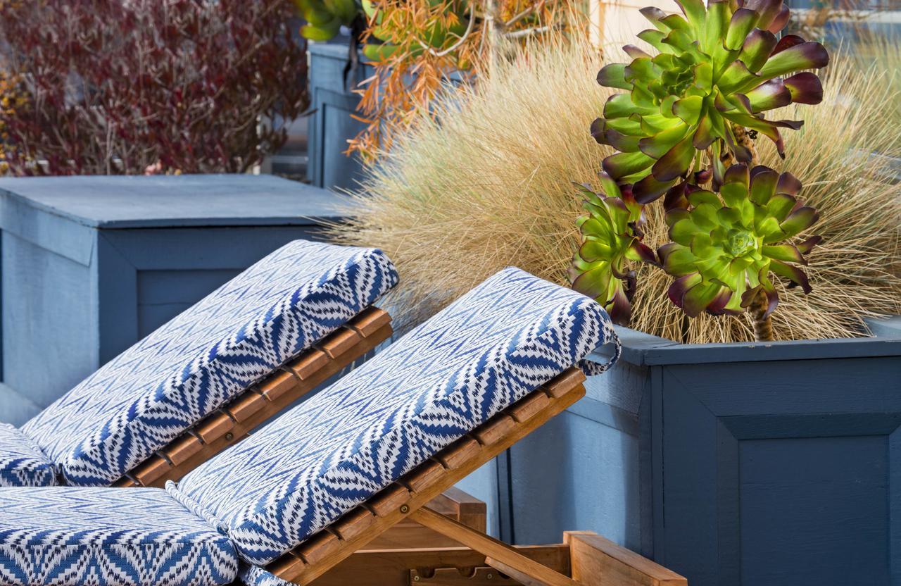 Waters Edge Hotel Tiburon Buitenkant foto