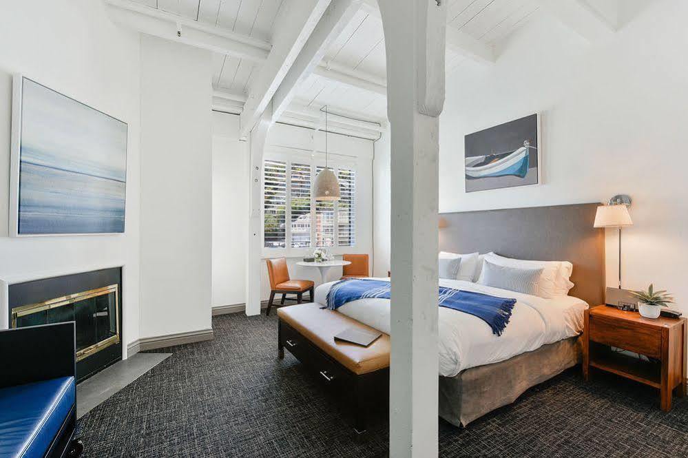 Waters Edge Hotel Tiburon Buitenkant foto